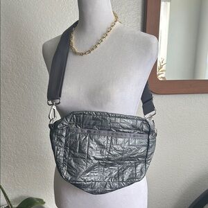 LeSportSac Stylish Silver Metalic Quilted Crossbody Bag